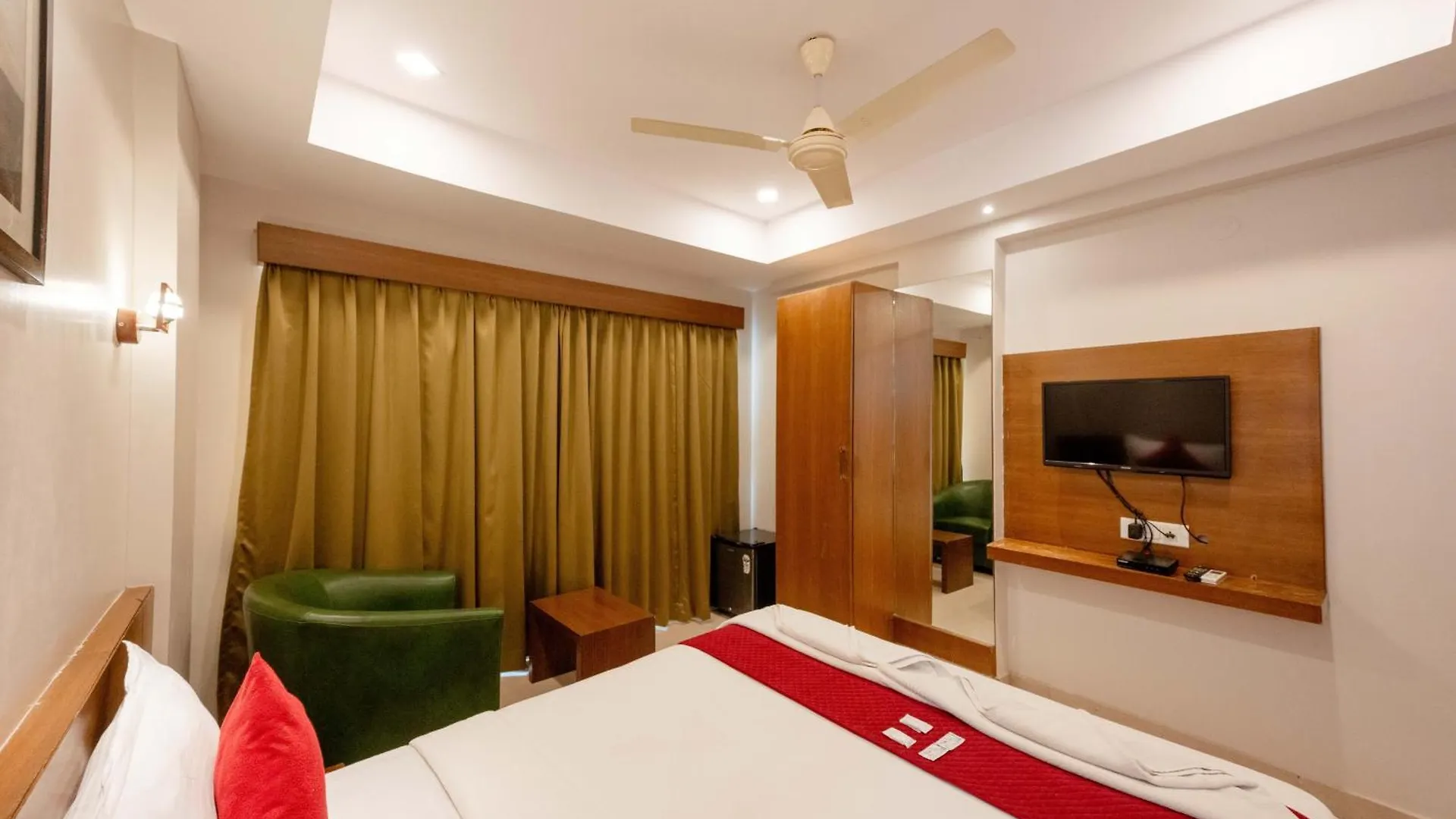 Regalia Inn &Suites マイソール 3*,
