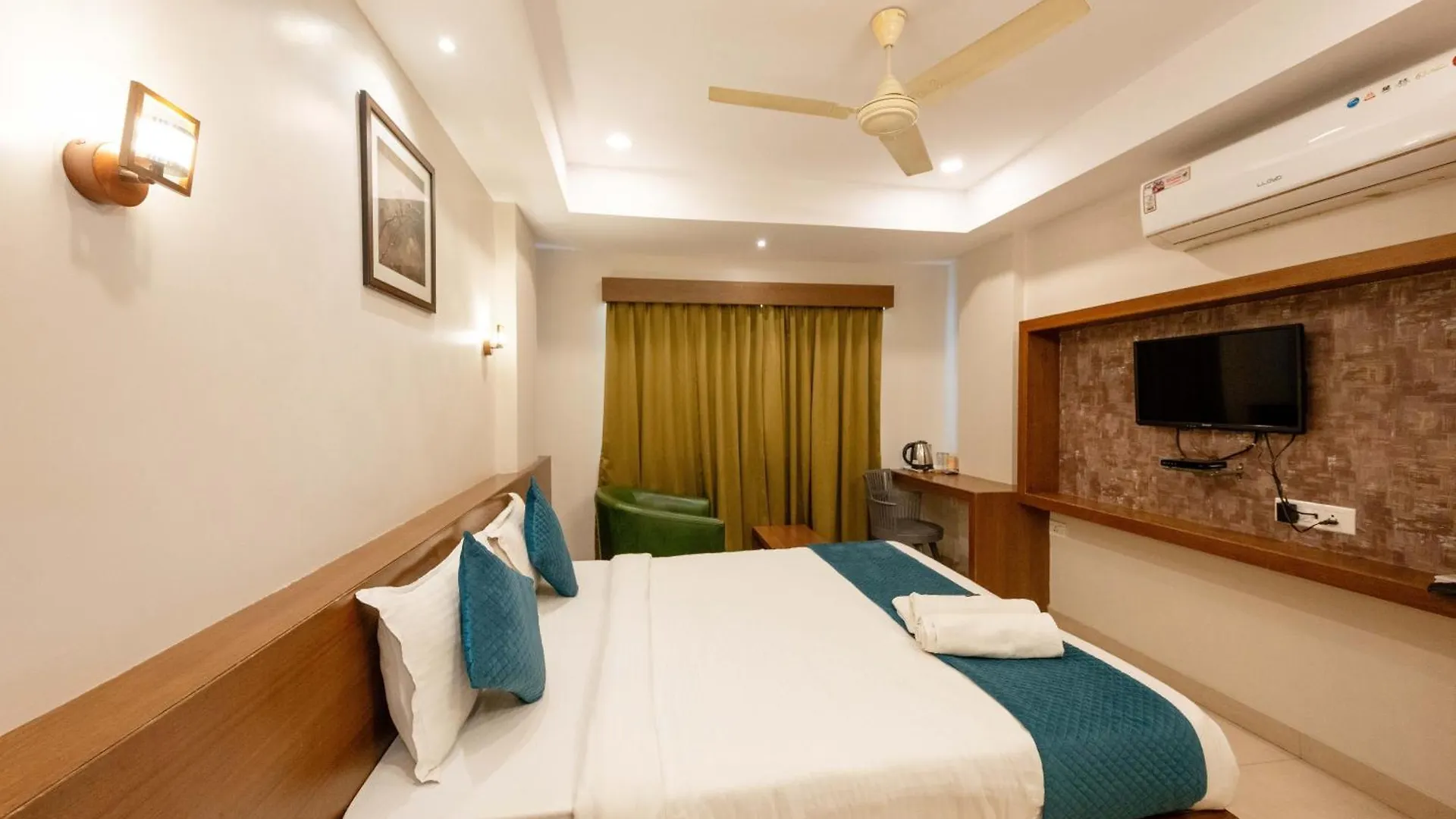 *** Hotel Regalia Inn &Suites Mysore India