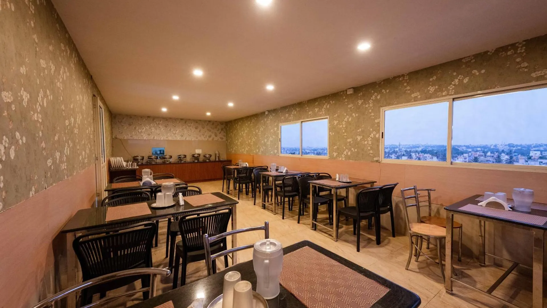 Regalia Inn &Suites Mysore Hotel
